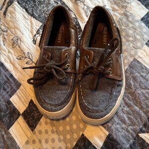 Old Navy Toddler size 12 Shoes